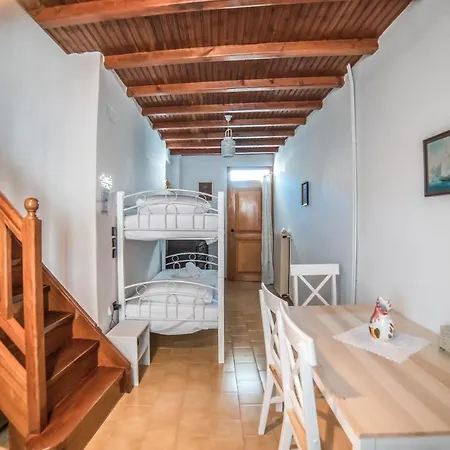 Holiday home κυκλαδιτικη μεζονετα *